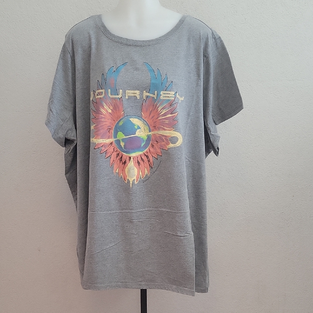 NWOT Torrid Vinyl Icons Journey Graphic Tee